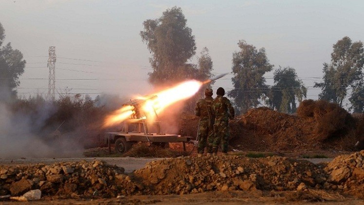 اشتباكات غربي الرمادي ومقتل العشرات من "داعش" بقصف للتحالف