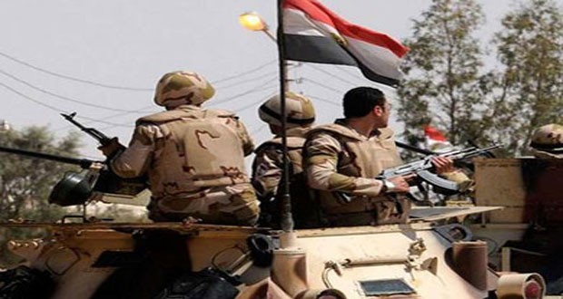 الجيش المصري يدمر 15 وكرا للارهابيين ويلقي القبض على 12منهم في سيناء
