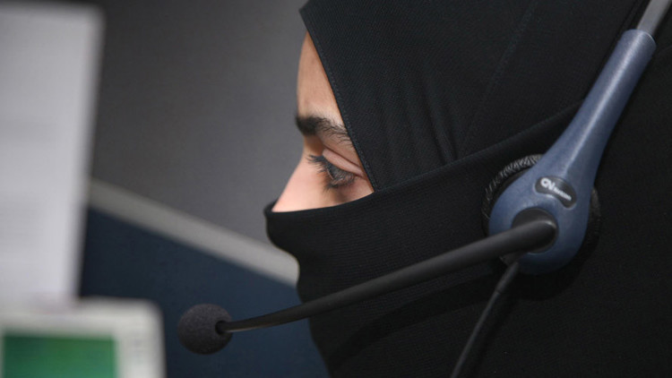 محكمة أوروبية تسمح بحظر الحجاب في موقع العمل