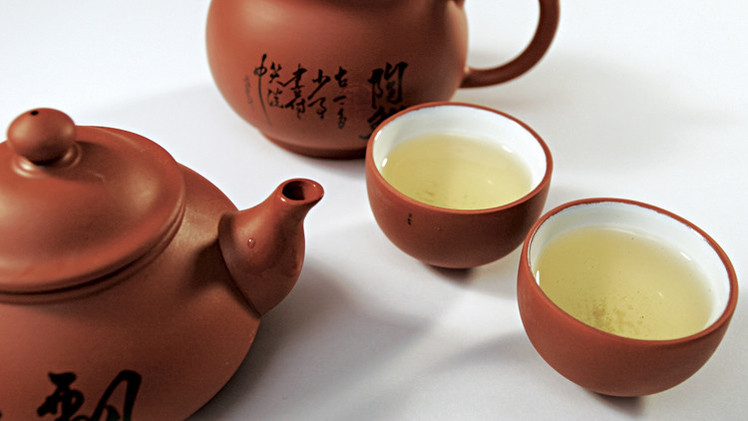 الشاي الأخضر مصدر مهم لإنتاج عقاقير جديدة لعلاج السرطان