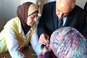 محافظ درعا: المحافظة خالية من أي حالة شلل أطفال واللقاح آمن ومجاني