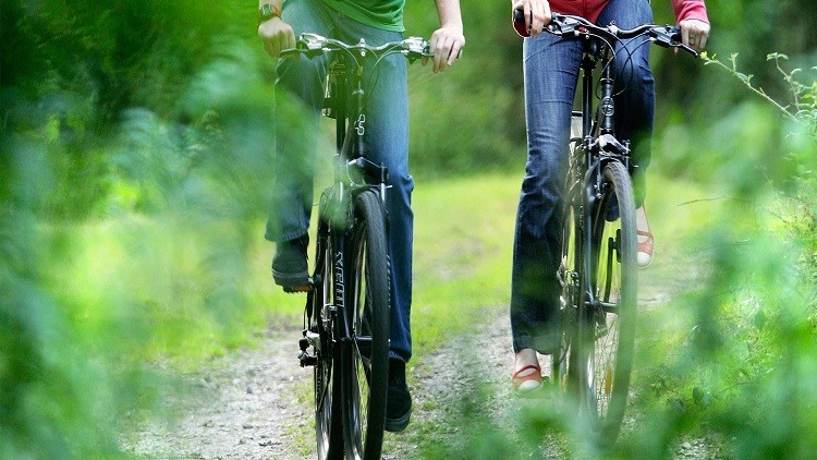 دراسة: ركوب الدراجات يقي من خطر أمراض القلب