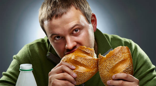 6 أسباب تدفعك للتقليل من تناول الخبز