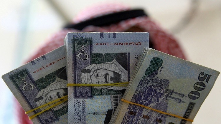 الرياض تكشف عن حجم ديونها
